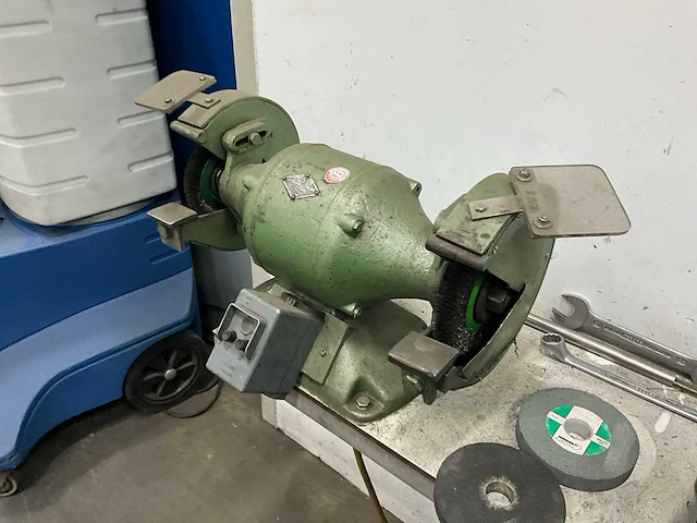Werkbank slijpmachine (2x) - afbeelding 3 van  8