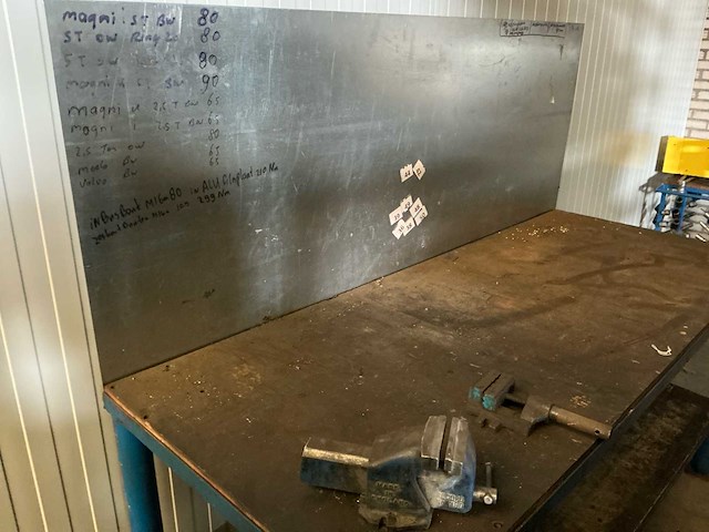 Werkbank staal, stalen frame met zwenkwielen en werkbank (3x) - afbeelding 8 van  8
