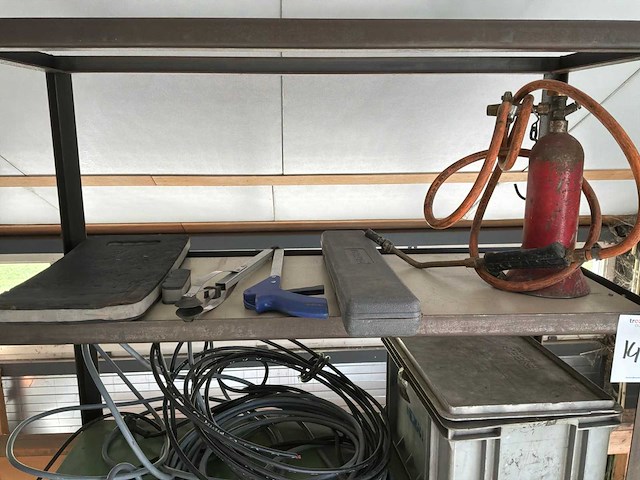 Werkbank / stelling - afbeelding 2 van  4