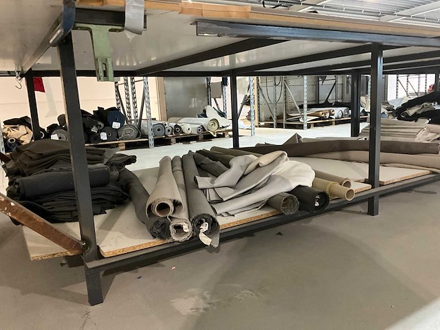 Werkbank / stoffeertafel - afbeelding 2 van  7