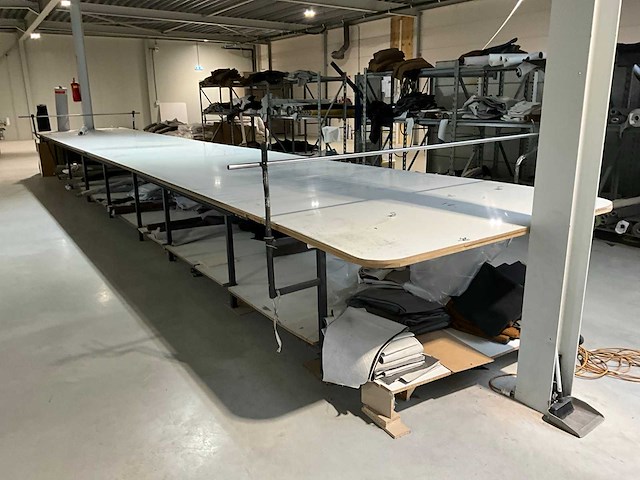 Werkbank / stoffeertafel - afbeelding 6 van  7