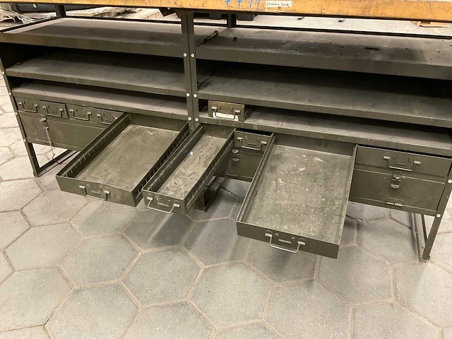 Werkbank - afbeelding 1 van  7