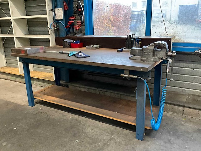 Werkbank - afbeelding 2 van  9