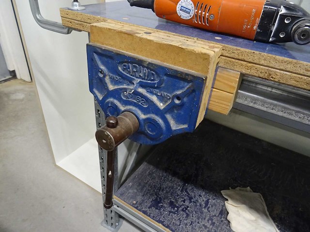 Werkbank - afbeelding 2 van  3