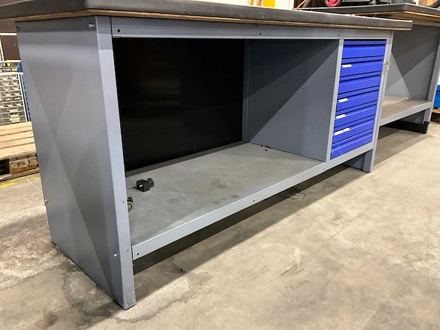 Werkbank - afbeelding 2 van  3