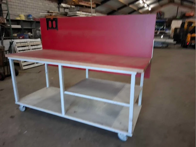 Werkbank - afbeelding 1 van  2