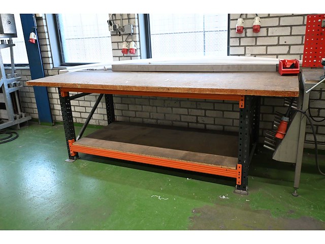 Werkbank - afbeelding 2 van  4