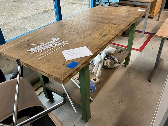 Werkbank - afbeelding 2 van  4
