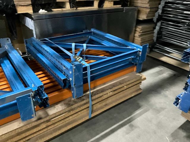 Werkbanken (3x) - afbeelding 11 van  11