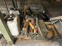 Werkbanken met inhoud - afbeelding 3 van  14