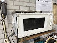 Werkbanken met inhoud - afbeelding 6 van  14