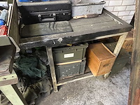 Werkbanken met inhoud - afbeelding 13 van  14