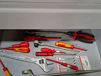 Werkbankopstelling met inhoud - afbeelding 3 van  15