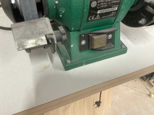 Werkbankslijpmachine (2x) - afbeelding 3 van  3