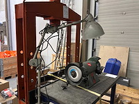 Werkbankslijpmachine met tafel - afbeelding 2 van  2