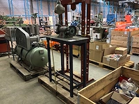 Werkbankslijpmachine met tafel