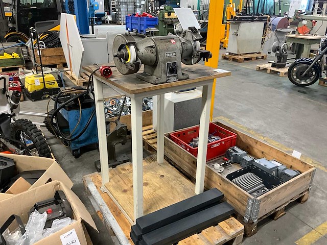 Werkbankslijpmachine - afbeelding 1 van  4