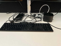 Werkeiland met monitoren en dockingstations - afbeelding 16 van  27