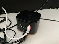 Werkeiland met monitoren en dockingstations - afbeelding 17 van  27