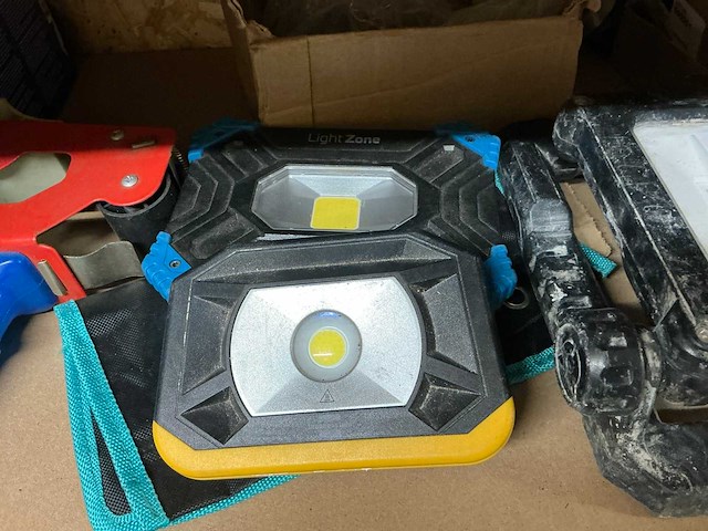 Werklamp (3x) en diversen - afbeelding 3 van  5
