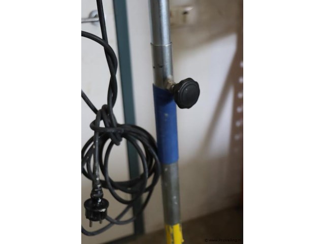 Werklamp op statief - afbeelding 3 van  4