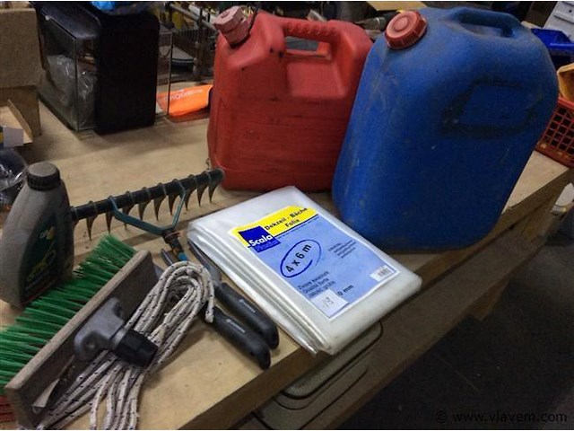 Werkmateriaal divers - afbeelding 1 van  3