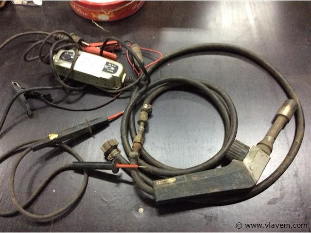 Werkmateriaal oa gasbrander - afbeelding 1 van  3