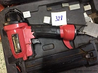 Werkmateriaal oa nagelschietert - afbeelding 2 van  4