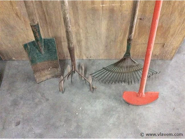 Werkmateriaal tuin - afbeelding 2 van  2