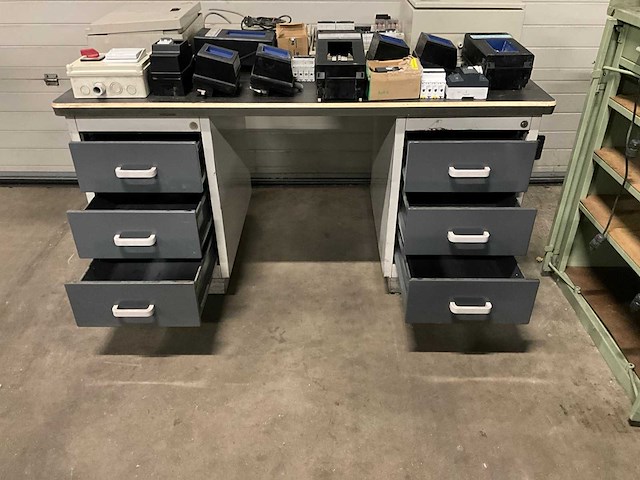 Werkplaats bureau - afbeelding 1 van  5