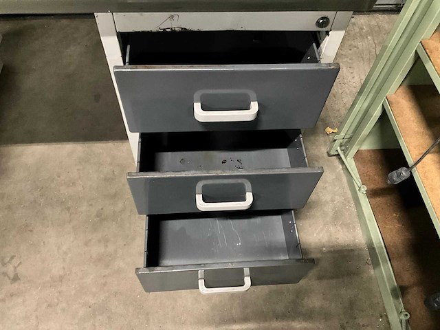 Werkplaats bureau - afbeelding 3 van  5