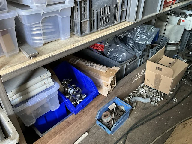 Werkplaats container (met inhoud) - afbeelding 3 van  23