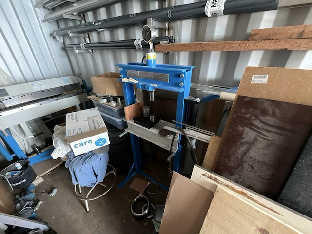Werkplaats container (met inhoud) - afbeelding 8 van  23