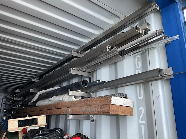 Werkplaats container (met inhoud) - afbeelding 20 van  23