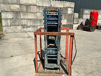 Werkplaats hydraulische pers met mandbak - afbeelding 4 van  7
