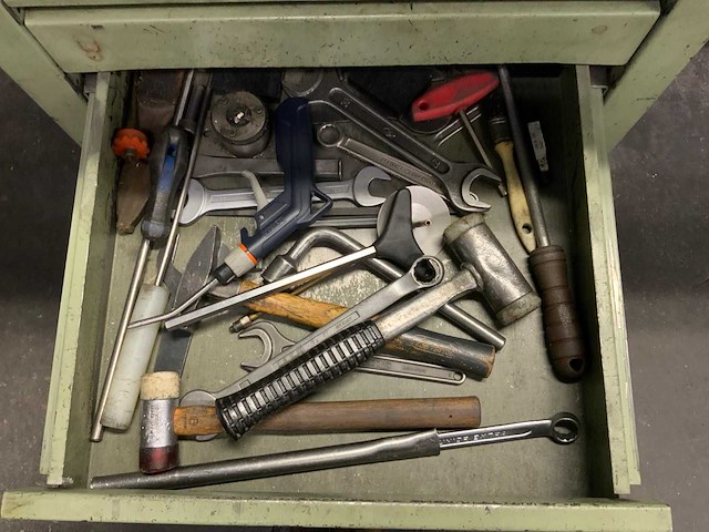 Werkplaats inventaris (2x) - afbeelding 8 van  11