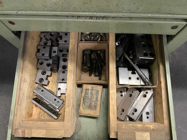 Werkplaats inventaris (2x) - afbeelding 9 van  11