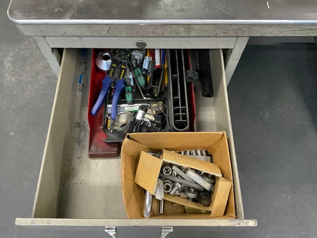 Werkplaats inventaris (2x) - afbeelding 3 van  7
