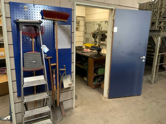 Werkplaats inventaris - afbeelding 1 van  5