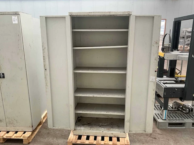 Werkplaats kast (4x) - afbeelding 4 van  5