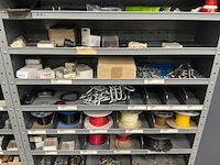 Werkplaats kast incl inhoud - afbeelding 7 van  11