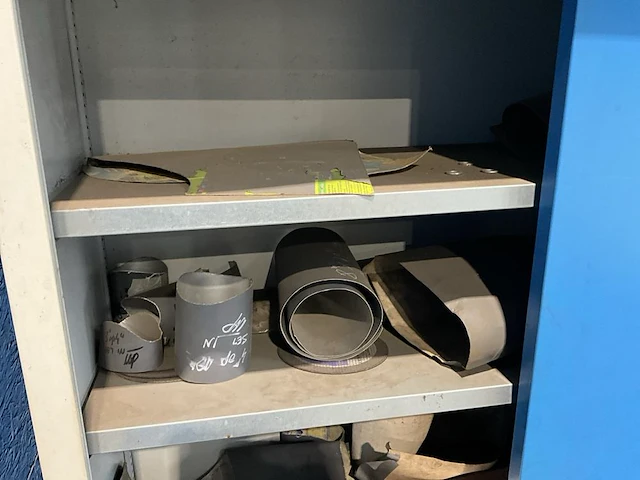 Werkplaats kast (met inhoud) - afbeelding 3 van  6