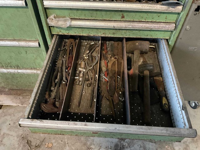 Werkplaats ladenkast met inhoud (2x) - afbeelding 3 van  7