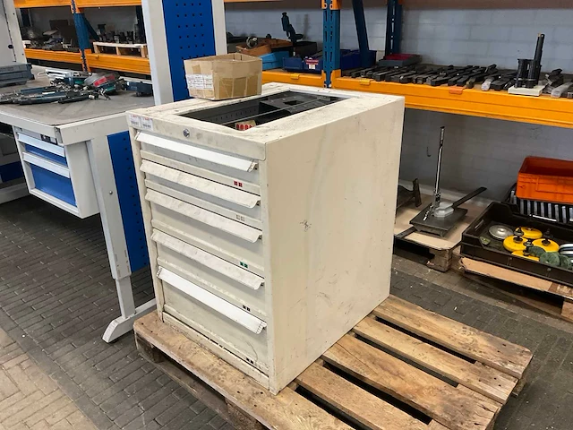Werkplaats ladenkast met inhoud - afbeelding 1 van  8