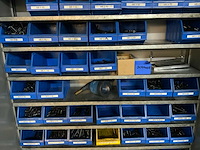 Werkplaats met inhoud (2x) - afbeelding 3 van  14