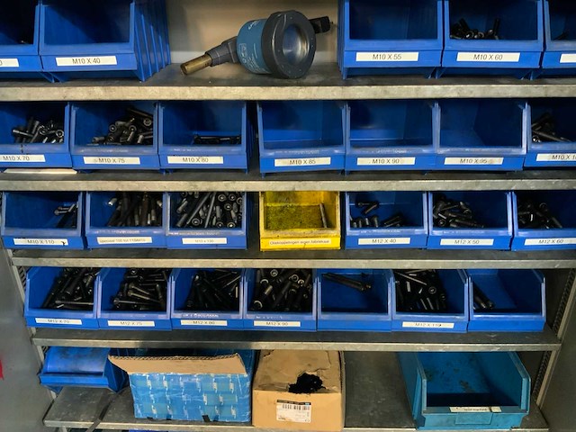 Werkplaats met inhoud (2x) - afbeelding 4 van  14