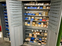 Werkplaats met inhoud (2x) - afbeelding 10 van  14