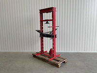 Werkplaats persmachine - afbeelding 4 van  7