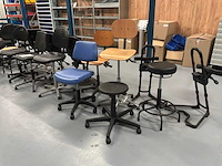 Werkplaats stoelen en krukjes (25x) - afbeelding 6 van  10