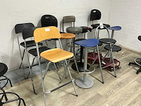 Werkplaats stoelen/krukken (14x) - afbeelding 1 van  7